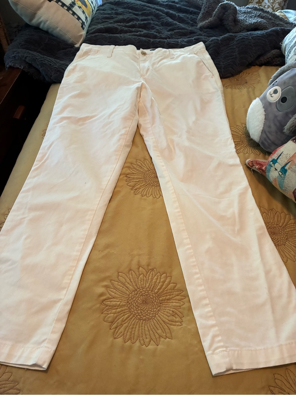 GAP Women's Light Cream Straight-Leg Pants